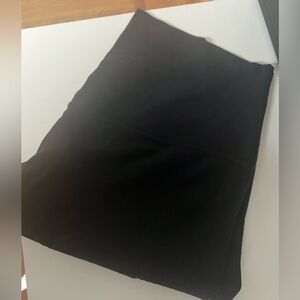 Lululemon super high rise align short 10” black size 16